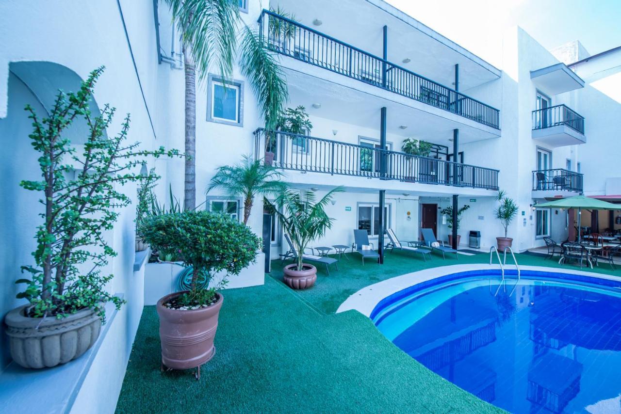 Del Marques Hotel And Suites Guadalajara Bagian luar foto