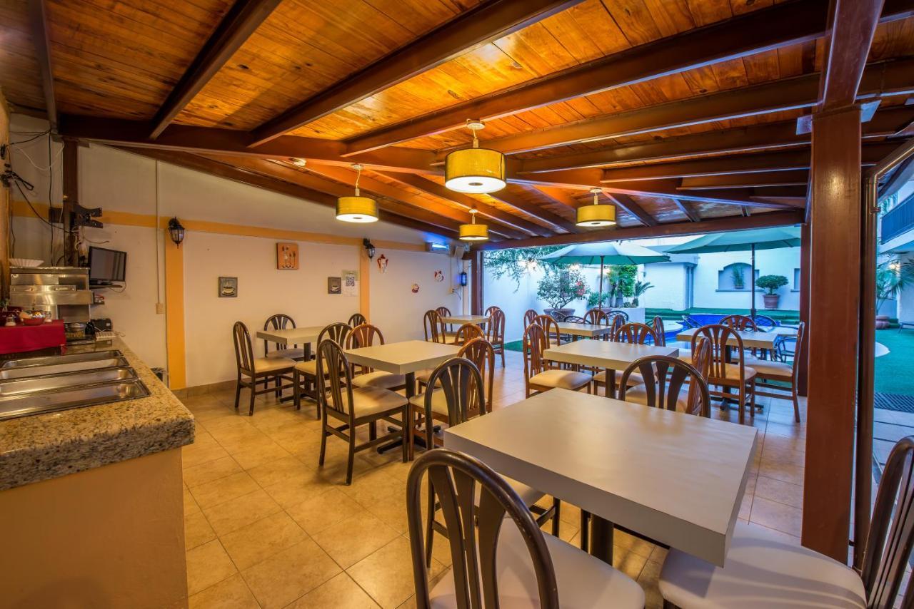 Del Marques Hotel And Suites Guadalajara Bagian luar foto