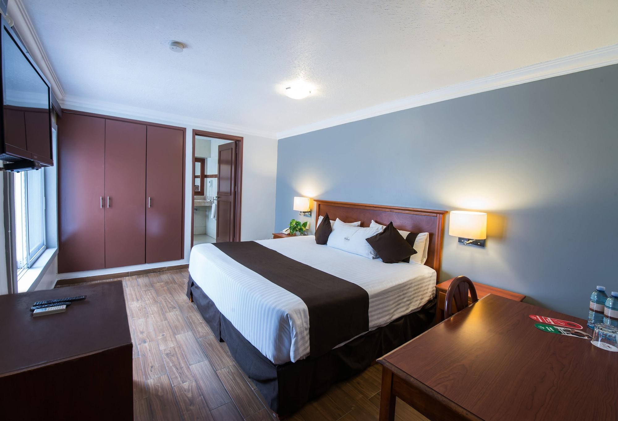 Del Marques Hotel And Suites Guadalajara Bagian luar foto