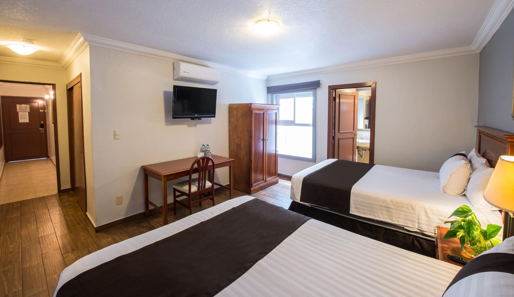 Del Marques Hotel And Suites Guadalajara Bagian luar foto