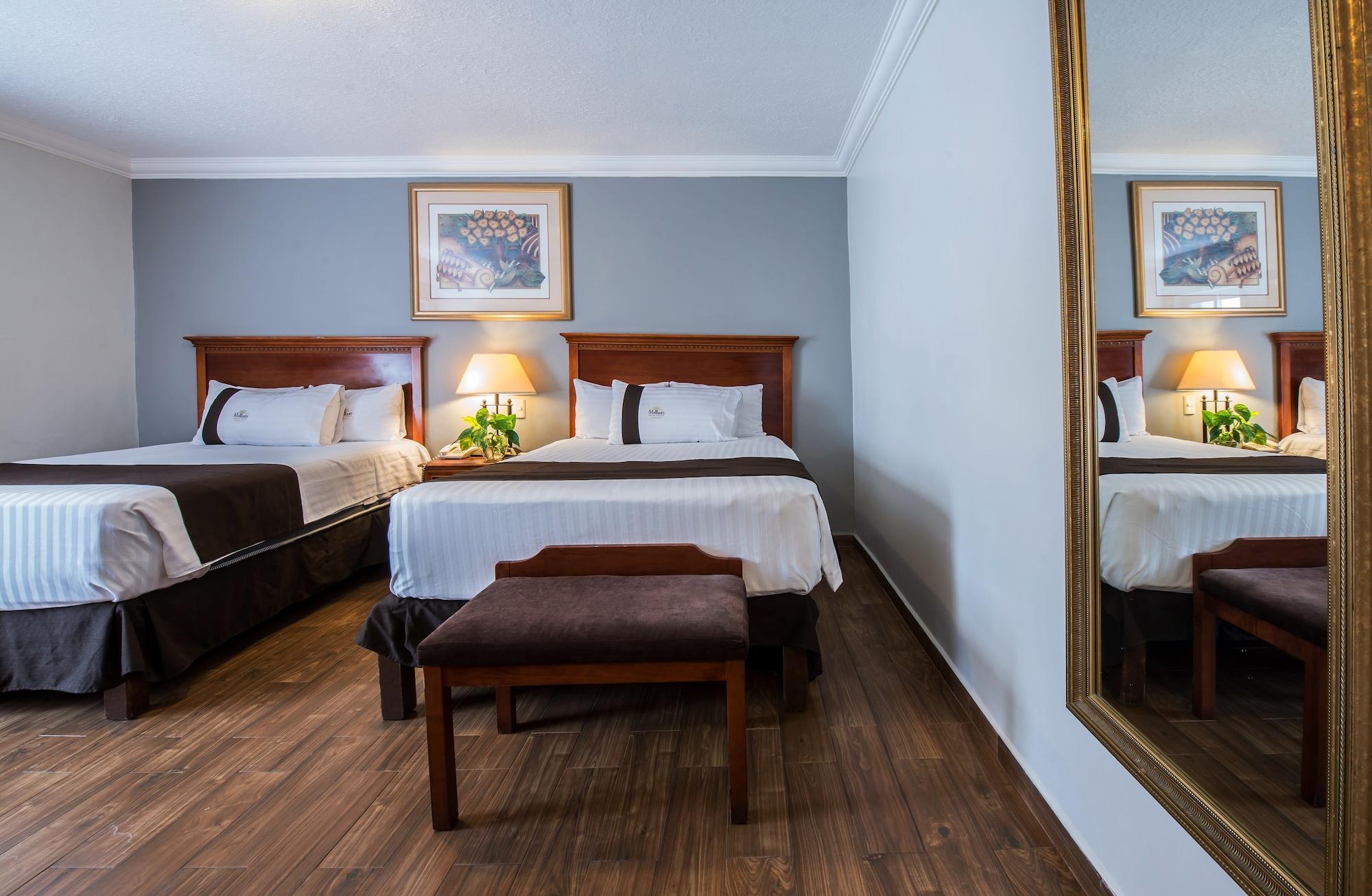 Del Marques Hotel And Suites Guadalajara Bagian luar foto