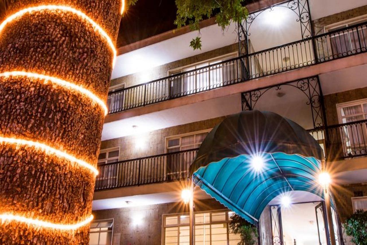 Del Marques Hotel And Suites Guadalajara Bagian luar foto
