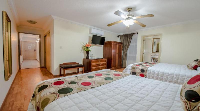 Del Marques Hotel And Suites Guadalajara Bagian luar foto